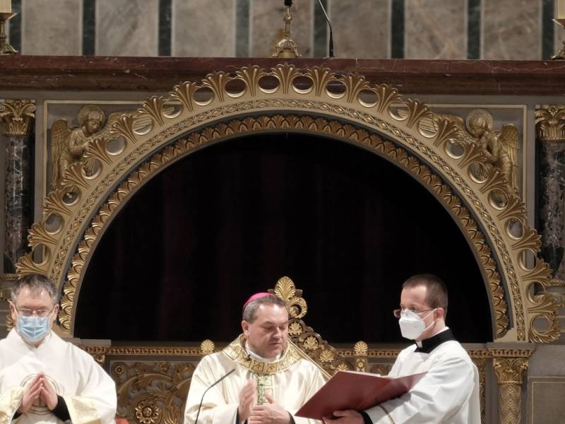 Krizmaszentelés (55).JPG